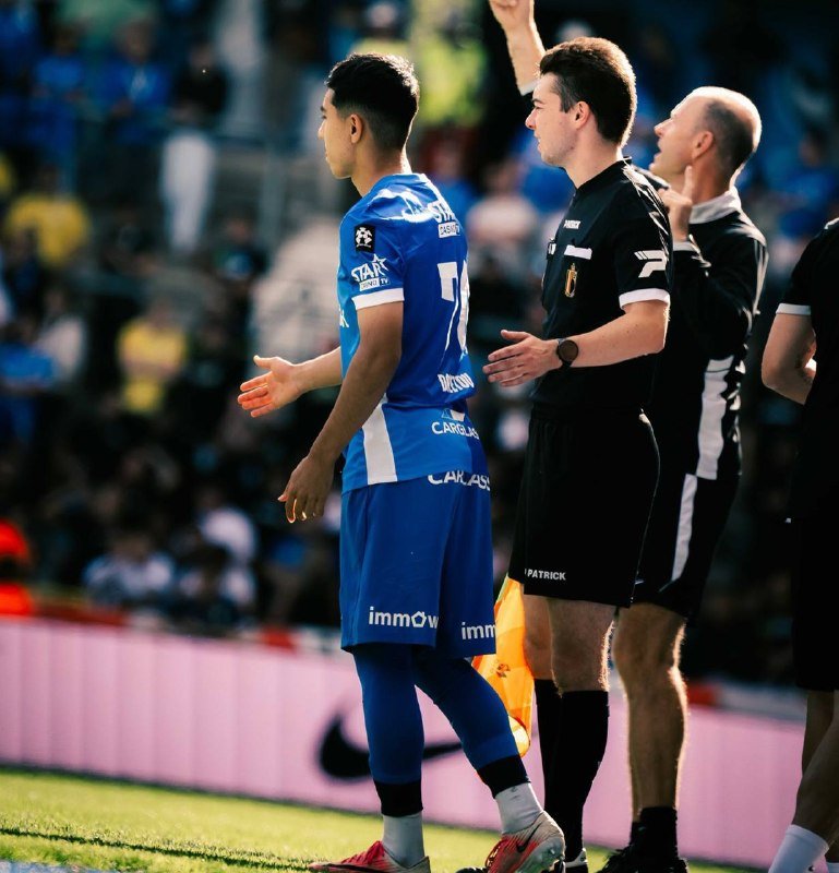 17 жастағы Шахмұрат Дәулетов «Генктің» негізгі құрамында дебют жасады